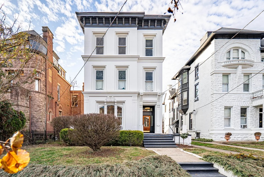 Primary Photo Of , Louisville Multifamily For Sale