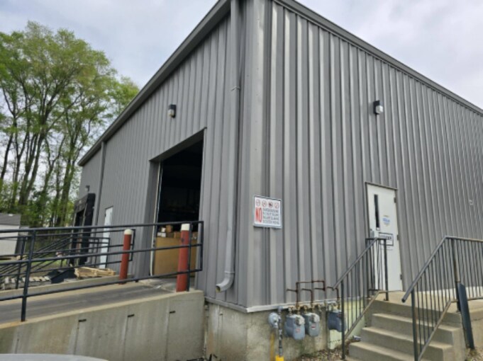 More Photos Of 1101 S Broadway St, Yankton Unknown For Lease
