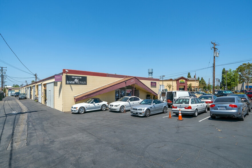 More Photos Of 1210 N Batavia St, Orange Industrial For Lease