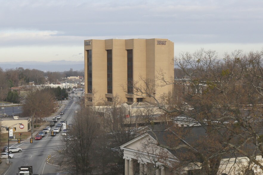 More Photos Of 301 College St, Greenville Office For Lease