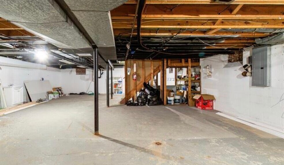 More Photos Of 30018 Orchard Lake Rd, Farmington Hills Medical For Sale