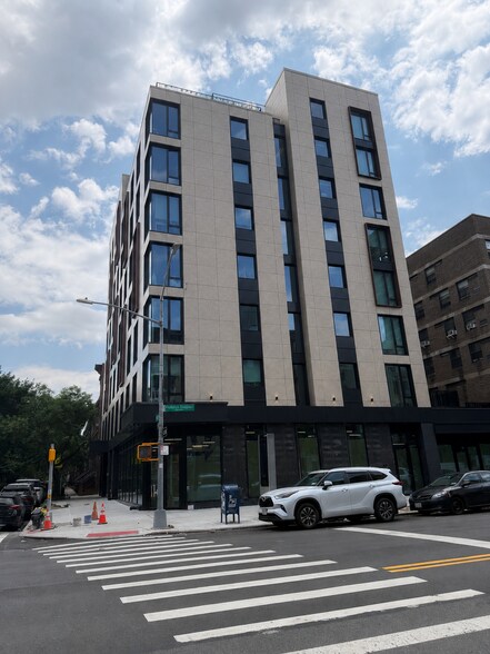 More Photos Of 2460 Frederick Douglass Blvd, New York Apartments For Lease