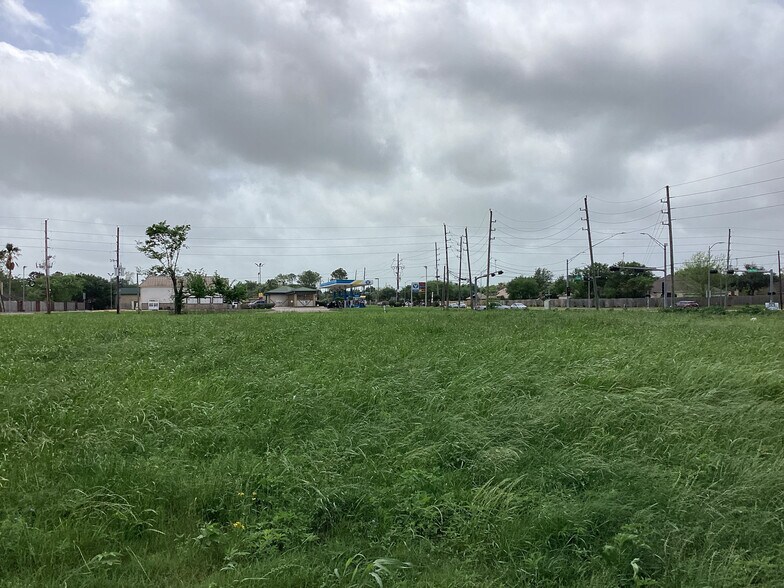More Photos Of Cullen Pky & Fite Rd, Pearland Land For Sale