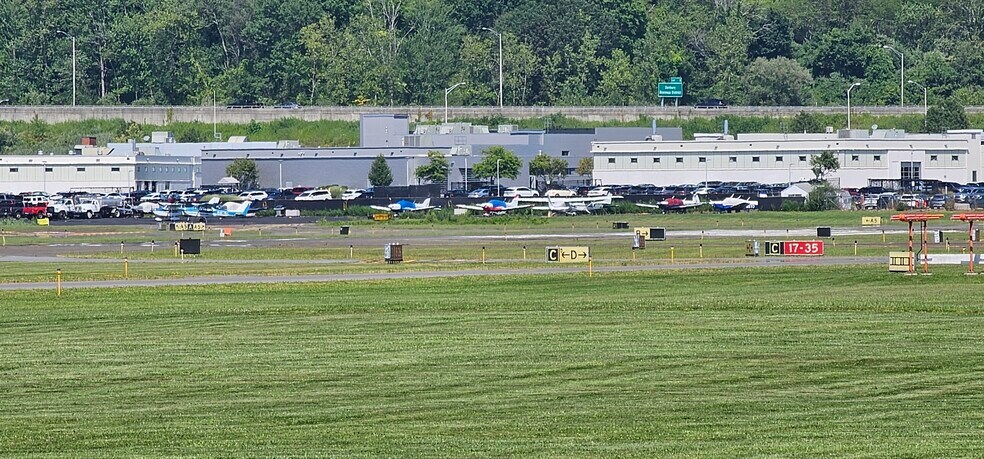 More Photos Of 45B Miry Brook Rd, Danbury Manufacturing For Sale