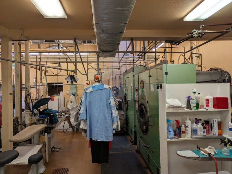 More Photos Of 21760 W Highway 160, Durango Storefront Retail Office For Sale