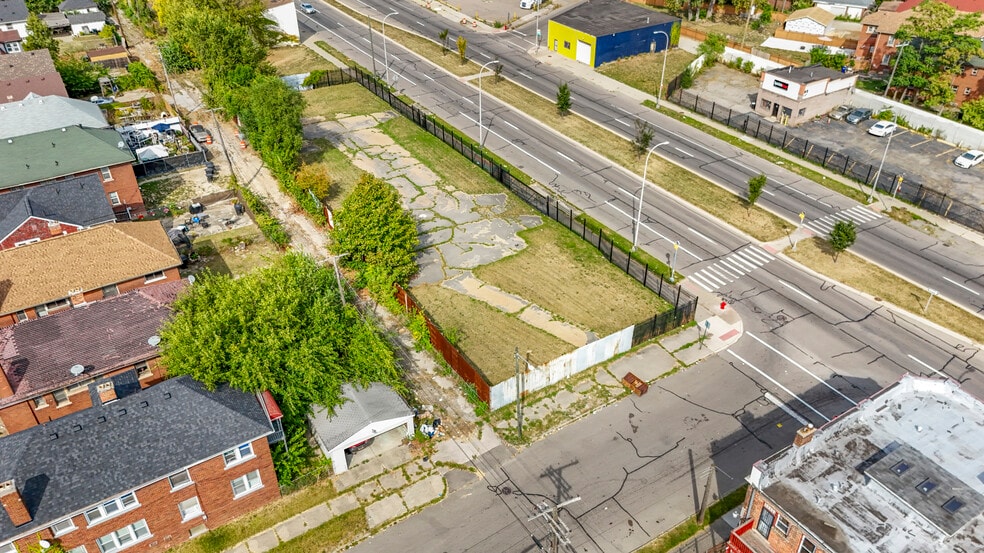 More Photos Of 13145 Livernois Ave, Detroit Land For Sale
