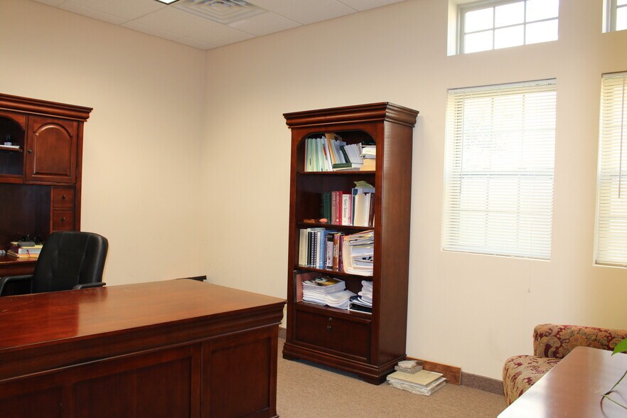 More Photos Of 491 Amwell Rd, Hillsborough Office For Sale
