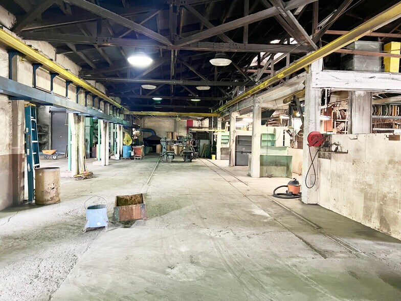 More Photos Of 1200 Chesley Ave, Richmond Warehouse For Sale