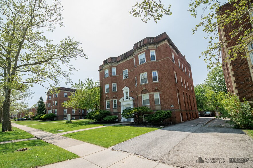 More Photos Of 3016 S Moreland Blvd, Cleveland Multifamily For Sale