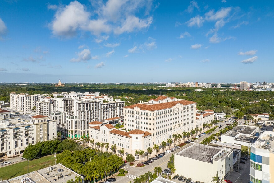 More Photos Of 4000 Ponce de Leon Blvd, Coral Gables Office For Lease