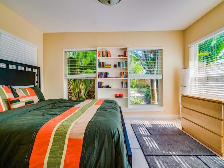 More Photos Of 1115 NE 15th Ave, Fort Lauderdale Apartments For Sale