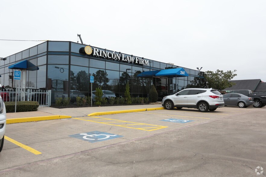 More Photos Of 2947 E Broadway St, Pearland Office For Sale