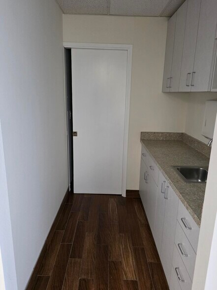 More Photos Of 17871 Santiago Blvd, Orange Medical For Lease