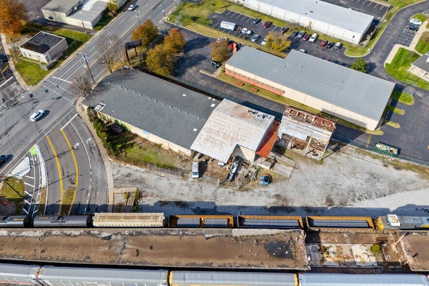 More Photos Of 335 Baxter Ave, Louisville Warehouse For Lease