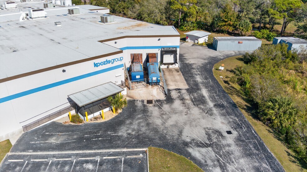 More Photos Of 3001 Tech Dr N, Saint Petersburg Industrial For Lease