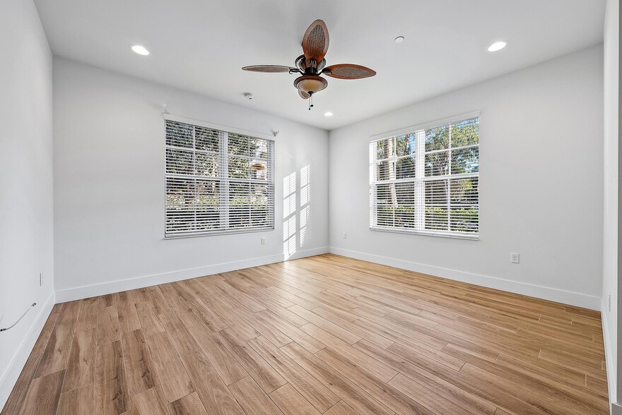 More Photos Of 3770 County Line Rd, Tequesta Apartments For Sale