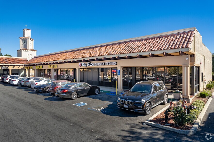 More Photos Of 330-352 N Lemon Ave, Walnut Unknown For Lease