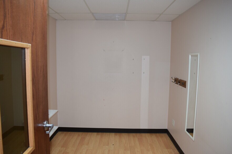 More Photos Of 11154 Huron St, Northglenn Medical For Sale