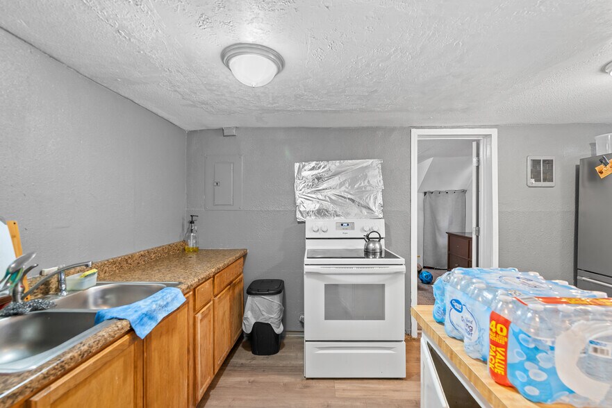 More Photos Of 600 Douglas St, Wenatchee Apartments For Sale