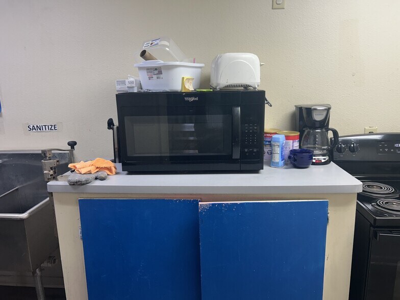 More Photos Of 1210 Saint Johns Ave, Palatka Office For Sale