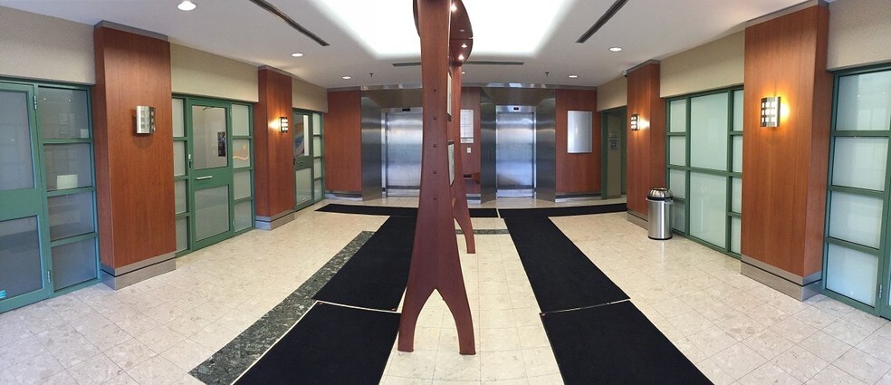 More Photos Of 300 Wellington St, London Office For Sale