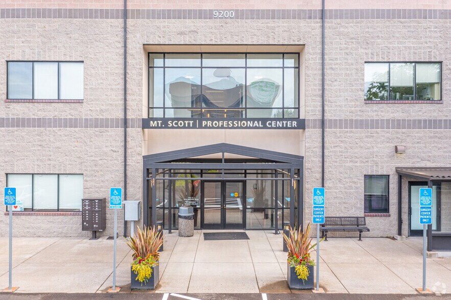 More Photos Of 9200 SE 91st Ave, Portland Medical For Lease