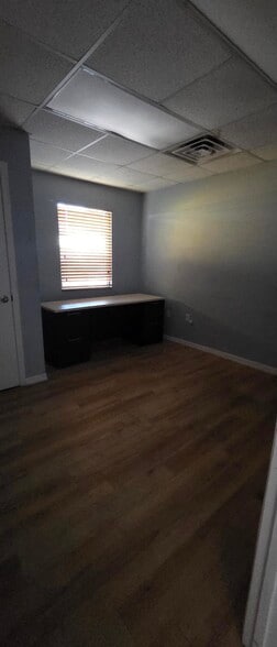 More Photos Of 17341 Alico Center Rd, Fort Myers Warehouse For Lease