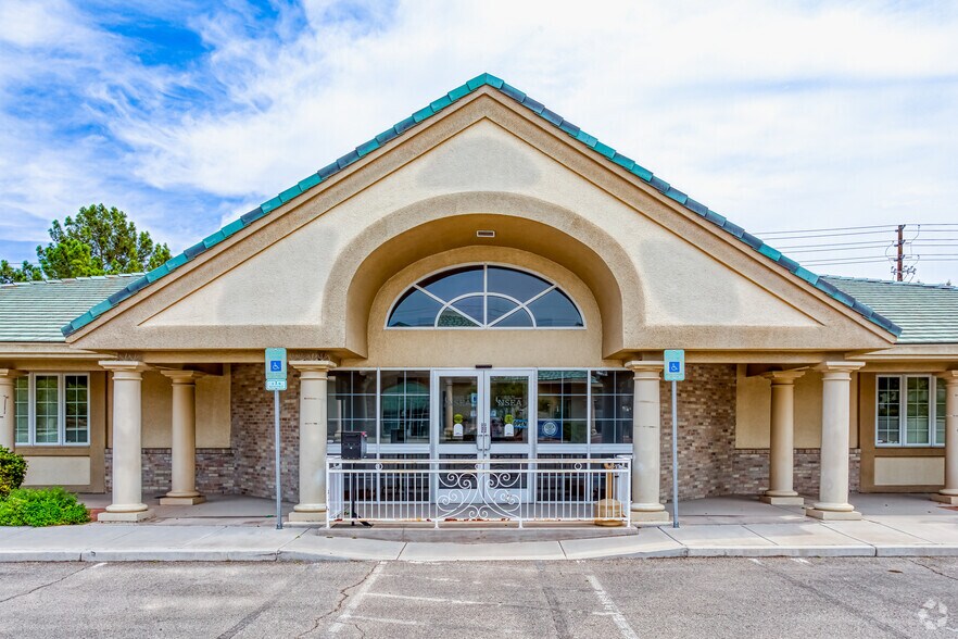 More Photos Of 3511 E Harmon Ave, Las Vegas Medical For Sale