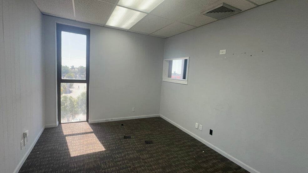 More Photos Of 1771 N State Road 7, Fort Lauderdale Loft Creative Space For Sale