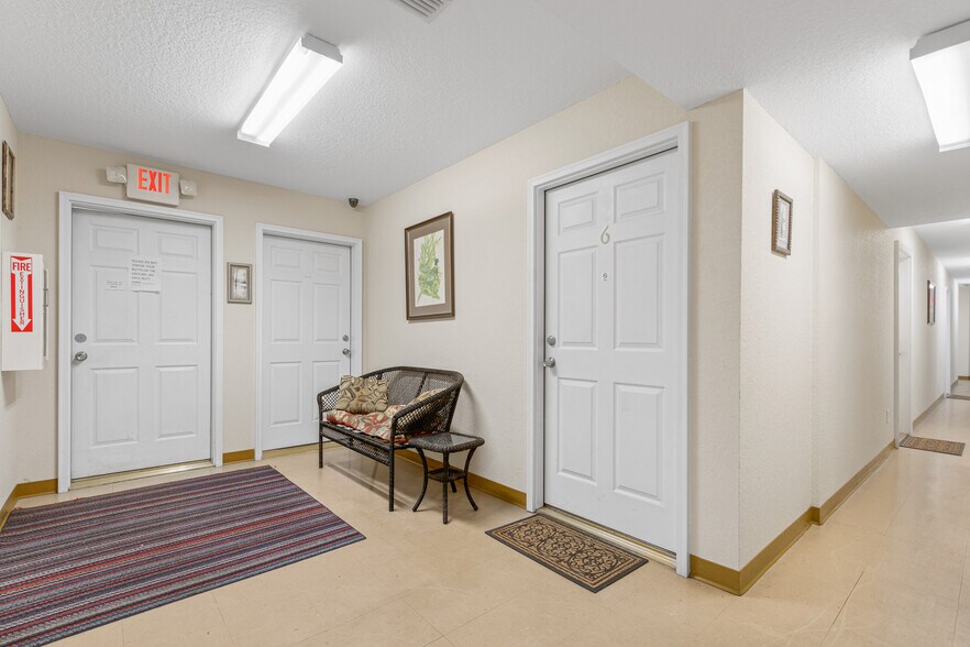 More Photos Of 910 St Johns Ave, Palatka Storefront Retail Residential For Sale