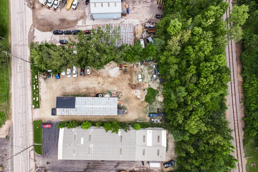 More Photos Of 520 S River St, Batavia Warehouse For Sale