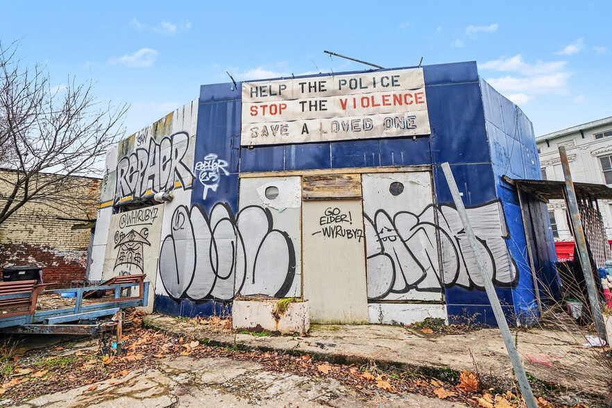 More Photos Of 1778 Central Ave, Cincinnati Auto Repair For Sale