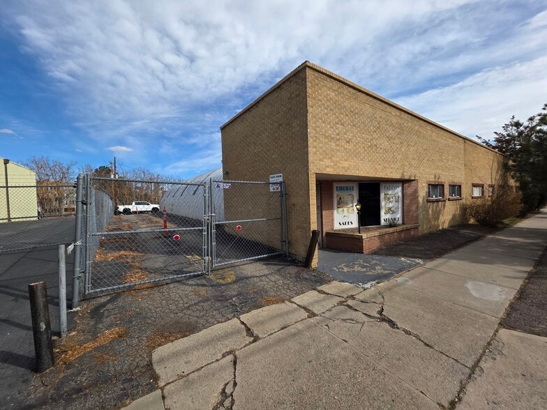 More Photos Of 2030 N Clay St, Denver Flex For Lease