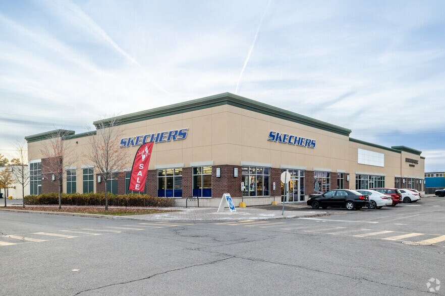 More Photos Of 575 Industrial Ave, Ottawa General Retail For Lease