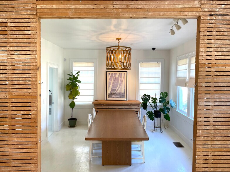 More Photos Of 3413 N State St, Jackson Office Residential For Sale