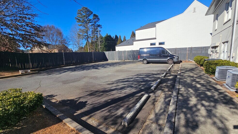 More Photos Of 1830 Peachtree Pky, Cumming Medical For Sale