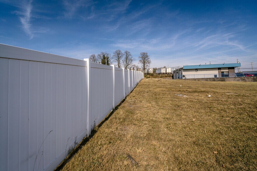 More Photos Of 1377 N Liberty St, Harrisonburg Land For Lease