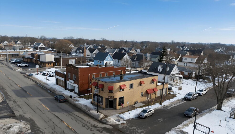 More Photos Of 2101 Pine Ave, Niagara Falls Storefront Retail Residential For Sale