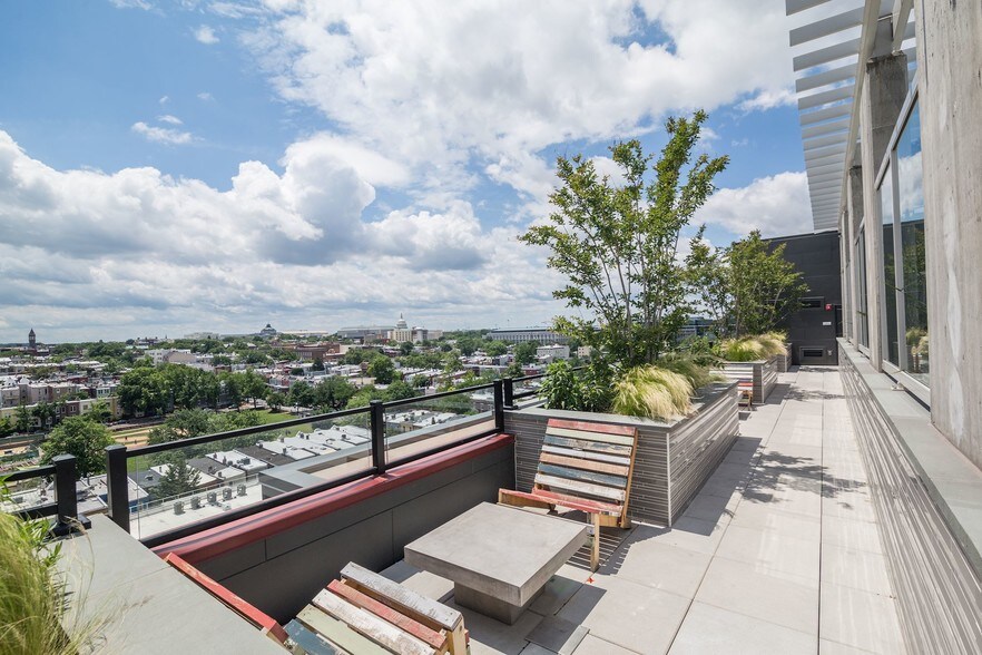 More Photos Of 625 H St NE, Washington Apartments For Lease