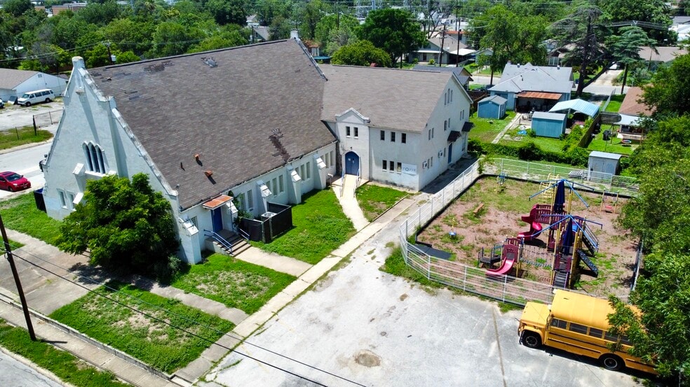 More Photos Of 507 E Mayfield Blvd, San Antonio Religious Facility For Sale