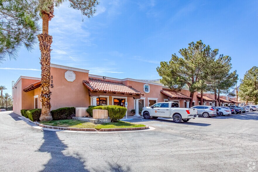More Photos Of 105-125 E Reno Ave, Las Vegas Office For Lease