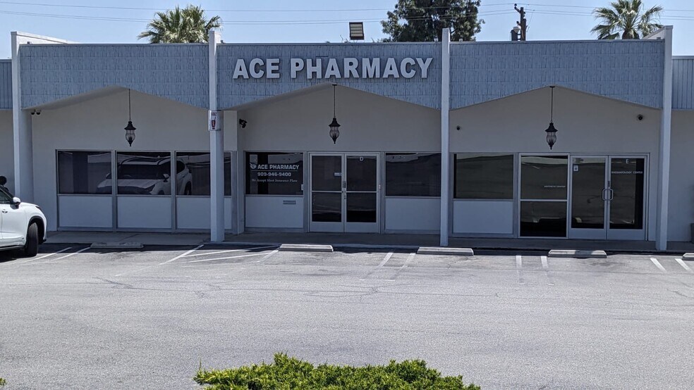 More Photos Of 886 W Foothill Blvd, Upland Medical For Lease