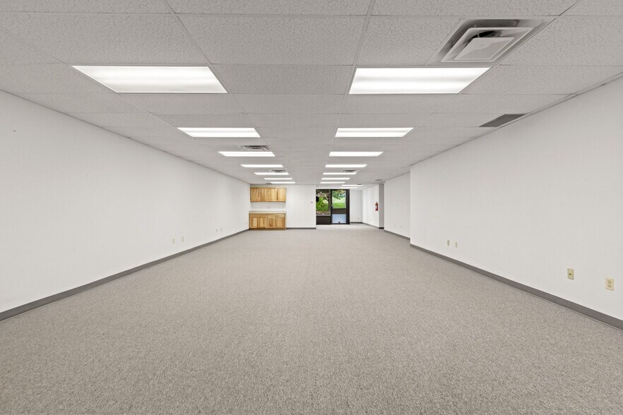 More Photos Of 1301-1333 W 121st Ave, Denver Flex For Lease
