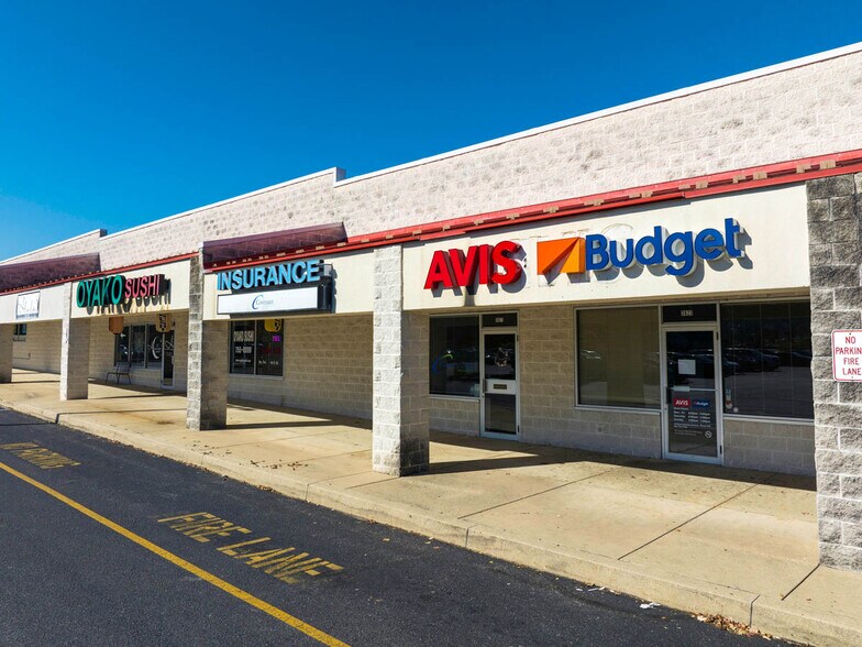 More Photos Of E Market St, York Unknown For Lease