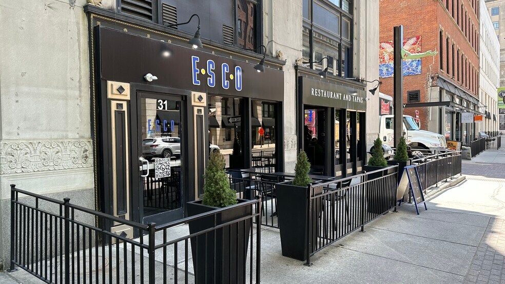 More Photos Of 31-39 E Gay St, Columbus Loft Creative Space For Lease