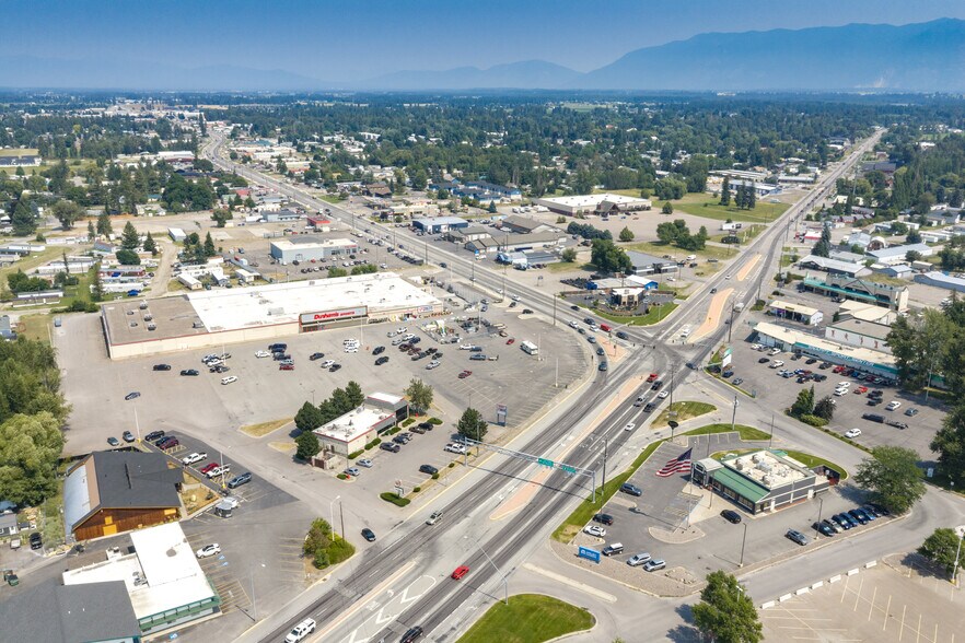More Photos Of 2024 US Hwy 2 E, Kalispell Garden Center For Sale