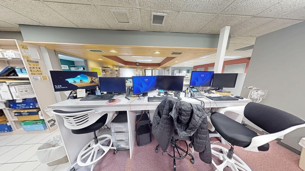 More Photos Of 1027 SE Ocean Blvd, Stuart Medical For Sale