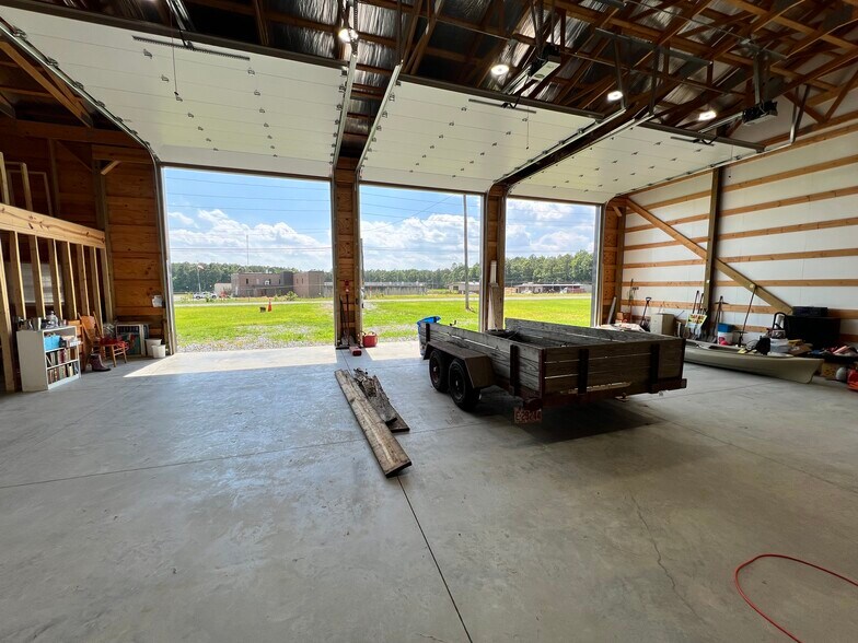 More Photos Of 510 Lillys Bridge Rd, Mount Gilead Flex For Sale