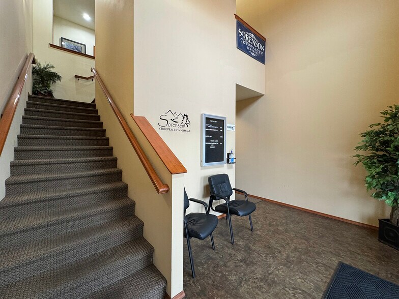 More Photos Of 534 N 5th Ave, Sequim Medical For Lease