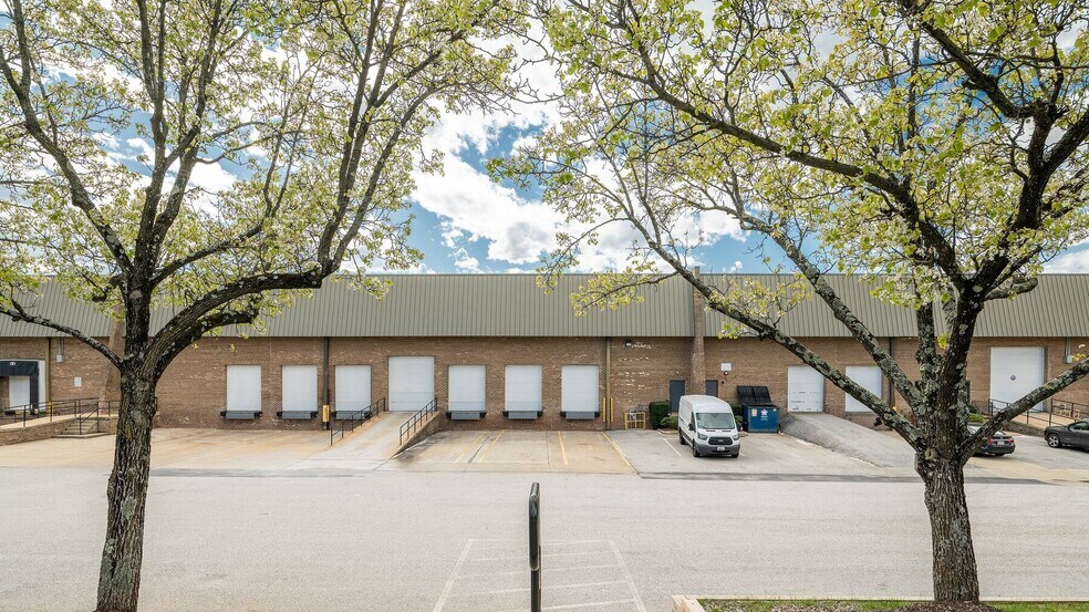 More Photos Of 8679 Greenwood Pl, Savage Unknown For Lease